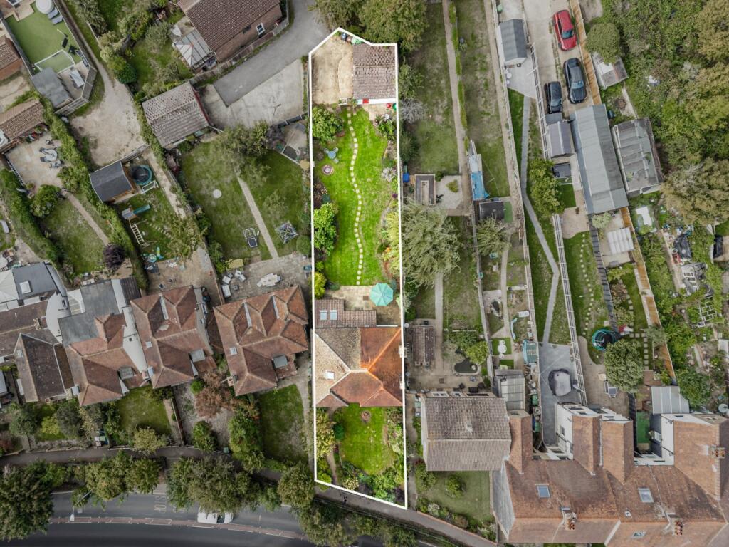 Additional image 22 of Watling Street, Park Street, St. Albans, Hertfordshire, AL2