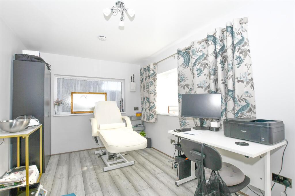 Additional image 8 of Kings Road, St. Albans