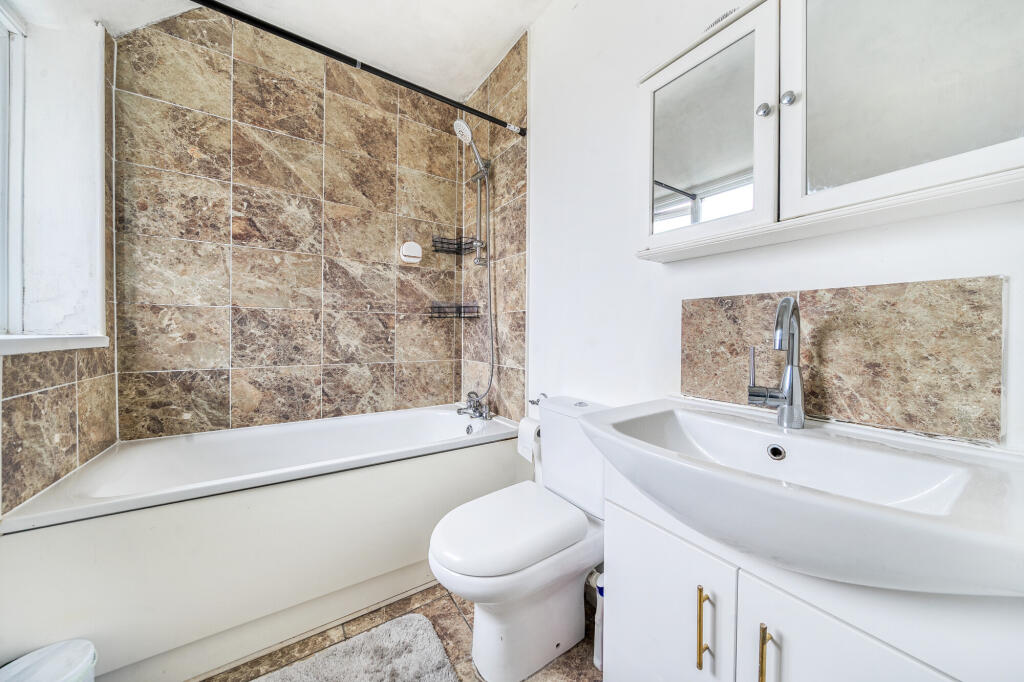 Additional image 6 of Drakes Drive, St. Albans, AL1