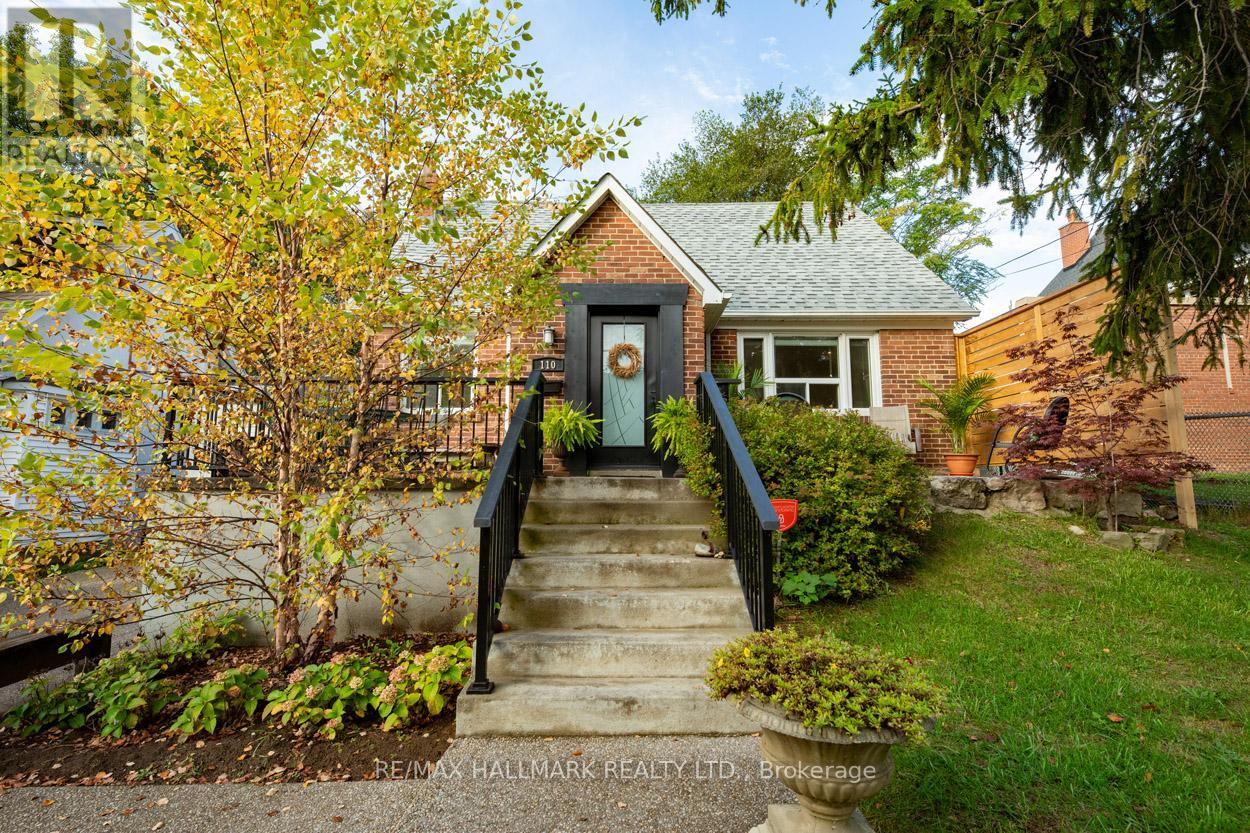 Property image for 110 LAKESIDE AVENUE|Toronto (Birchcliffe-Cliffside), Ontario M1N3C1