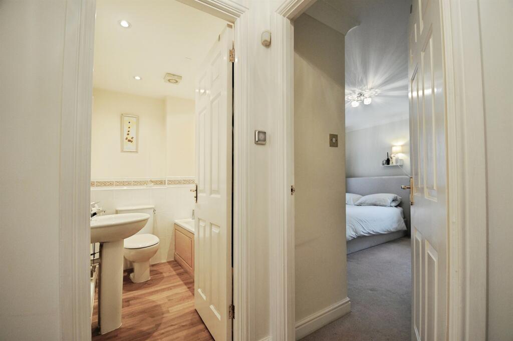 Additional image 8 of Minister Court, Frogmore, ST. ALBANS