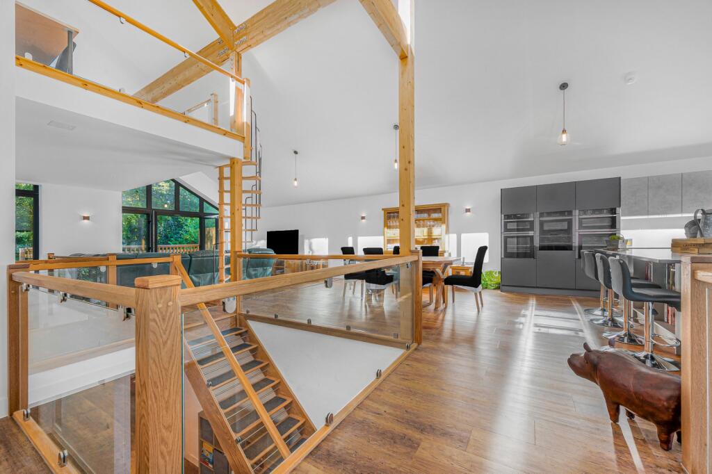 Additional image 8 of Haven Place, Park Street Lane, Park Street, St. Albans