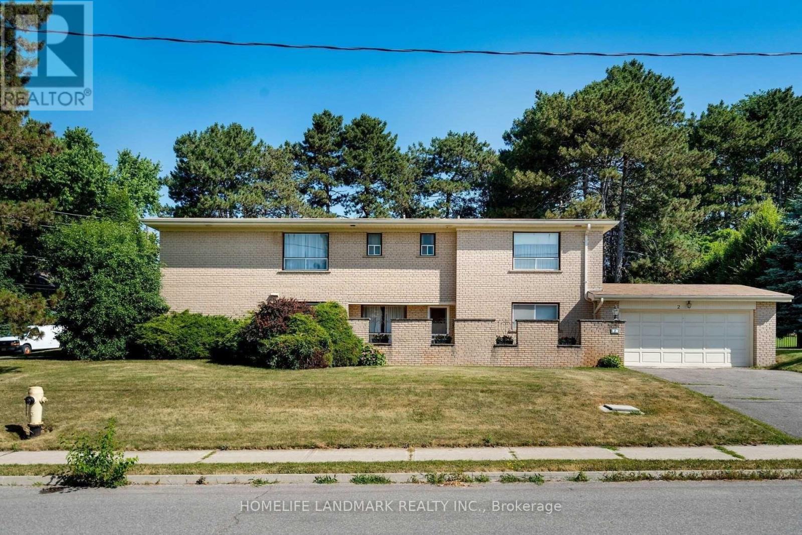 Property image for 2 ROYAL OAK DRIVE|Toronto (Bridle Path-Sunnybrook-York Mills), Ontario M3C2M2
