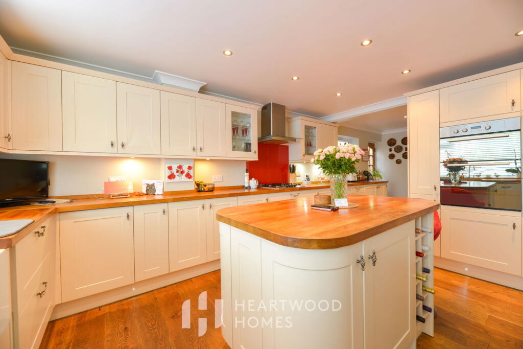 Additional image 8 of St. Vincent Drive, St. Albans, AL1 5SJ