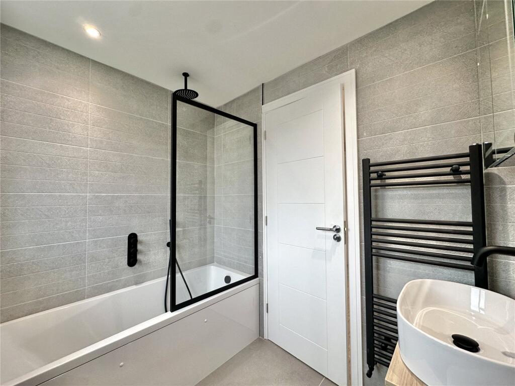 Additional image 19 of Wych Elms, Park Street, St. Albans, Hertfordshire, AL2