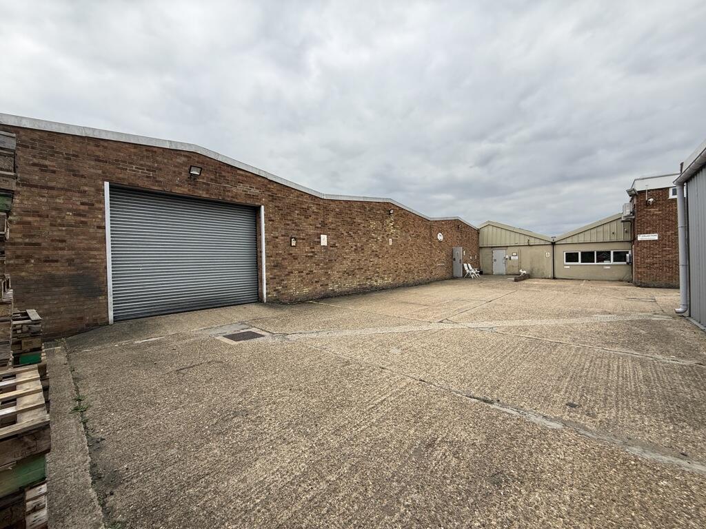 Additional image 4 of Abbey House, Wellington Road, London  Colney, Hertfordshire, AL2 1EY