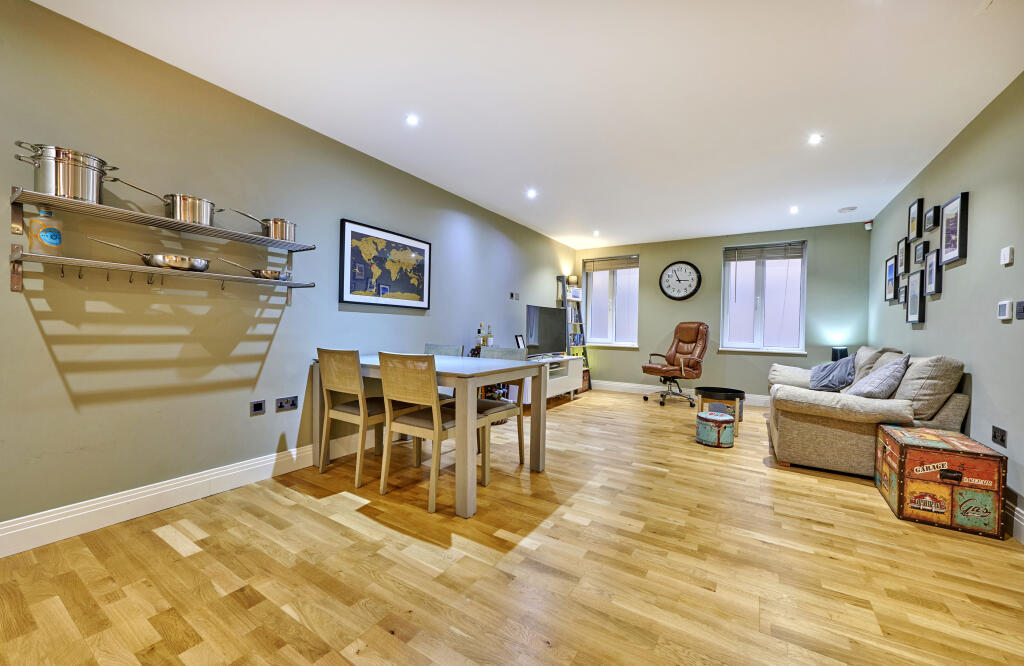 Additional image 7 of City Gate, 17 Victoria Street, St Albans, Herts, AL1