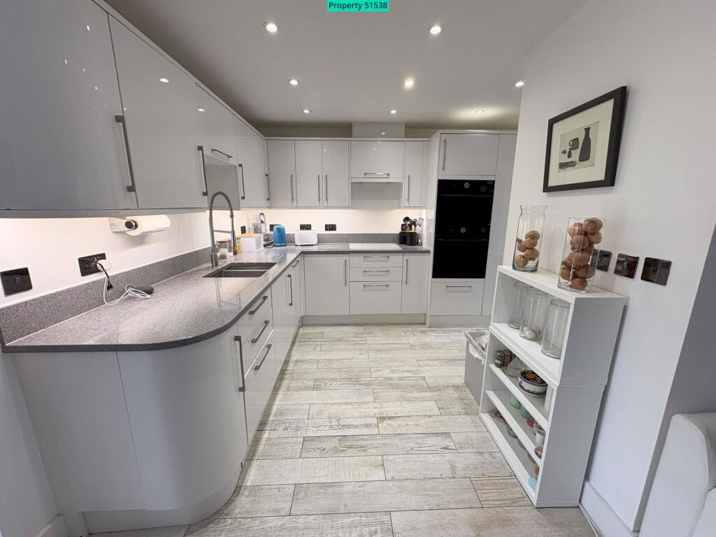 Additional image 14 of Hunters Ride, Bricket Wood, St. Albans, AL2