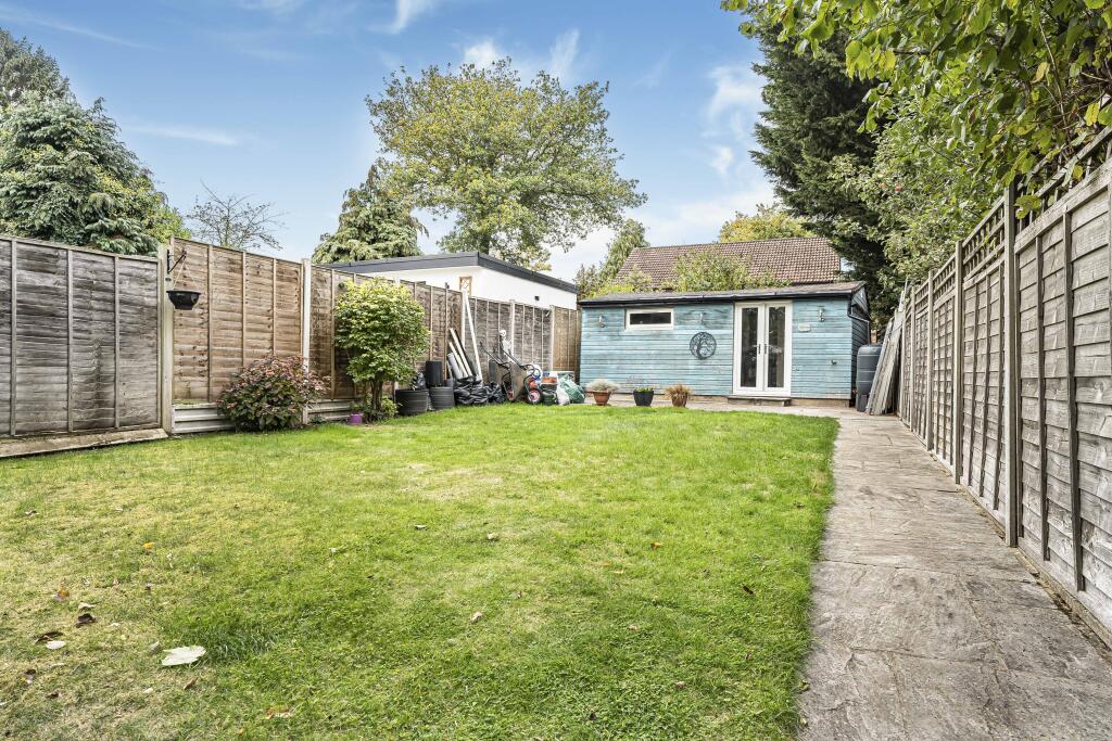 Additional image 30 of Penn Road, Park Street, St Albans, AL2