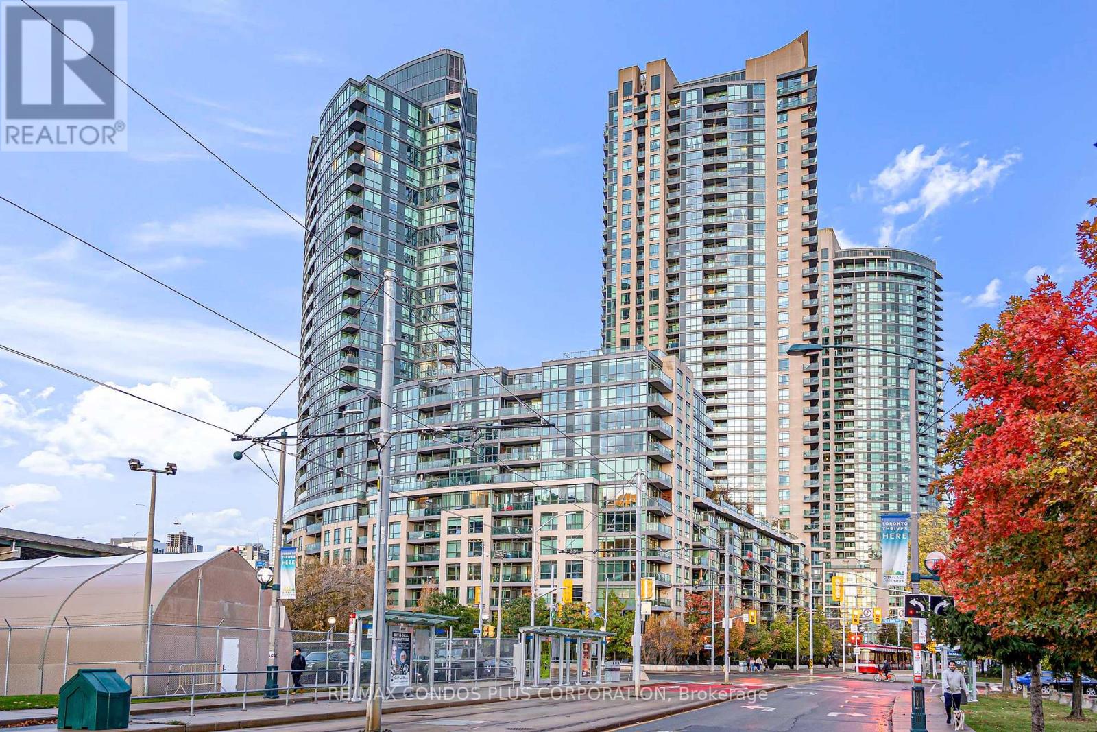 Primary image of 1609 - 231 FORT YORK BOULEVARD|Toronto (Niagara), Ontario M5V1B2