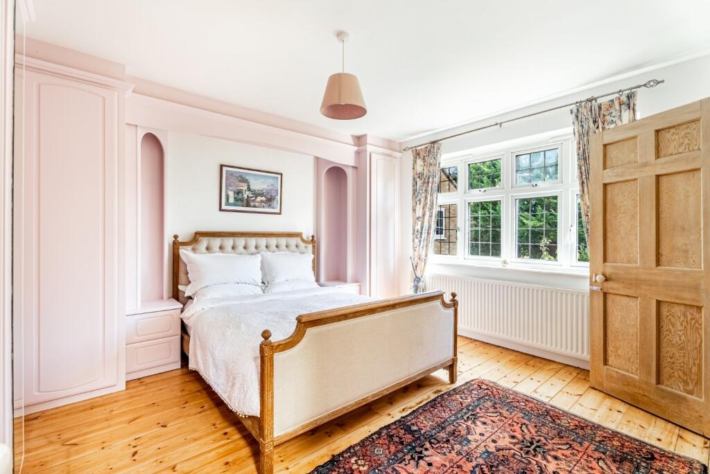 Additional image 9 of Watling Street, Park Street, St. Albans, Hertfordshire, AL2