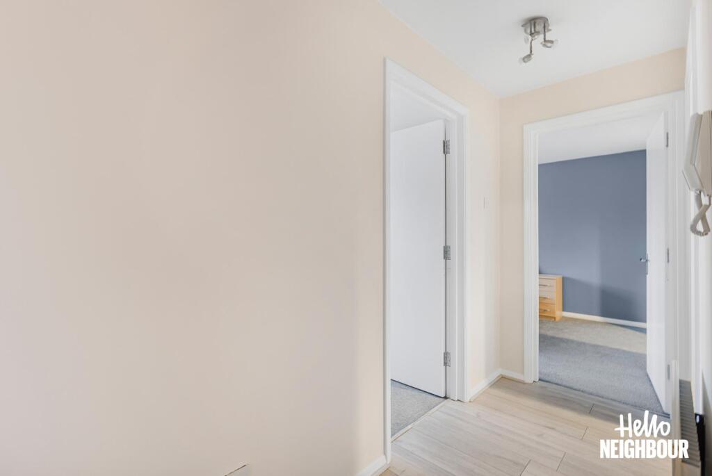 Additional image 7 of Dexter Close, St Albans, AL1