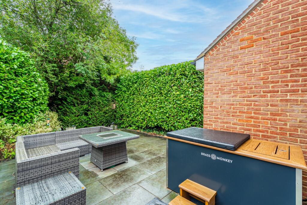 Additional image 15 of Orient Close, St. Albans, Hertfordshire, AL1