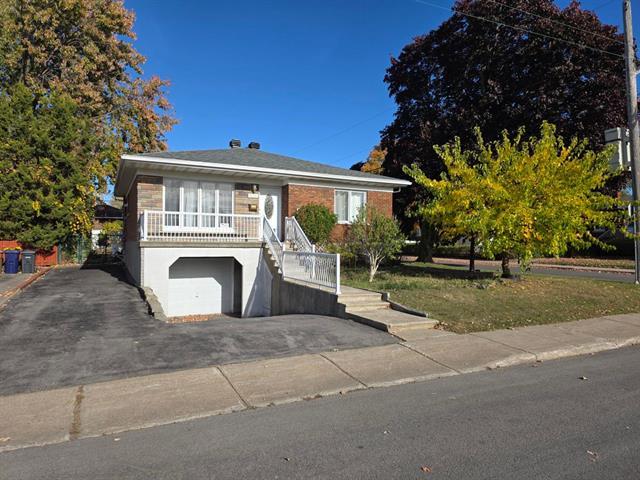 Property image for 1551 Av. Jolliet|Laval (Chomedey), Quebec H7V3H3