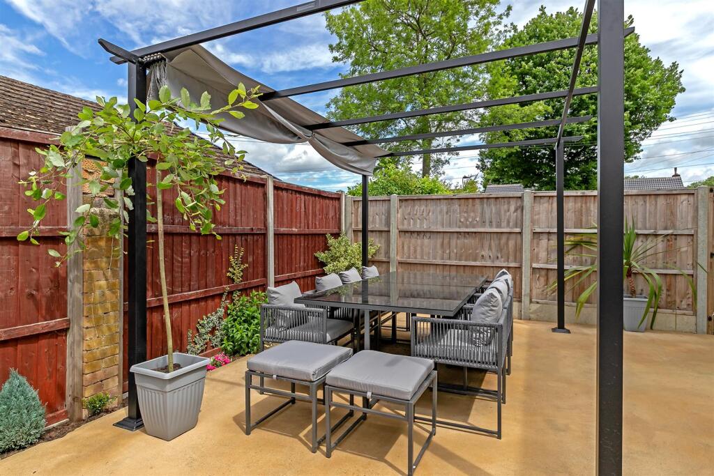 Additional image 25 of The Meads, Bricket Wood, St. Albans