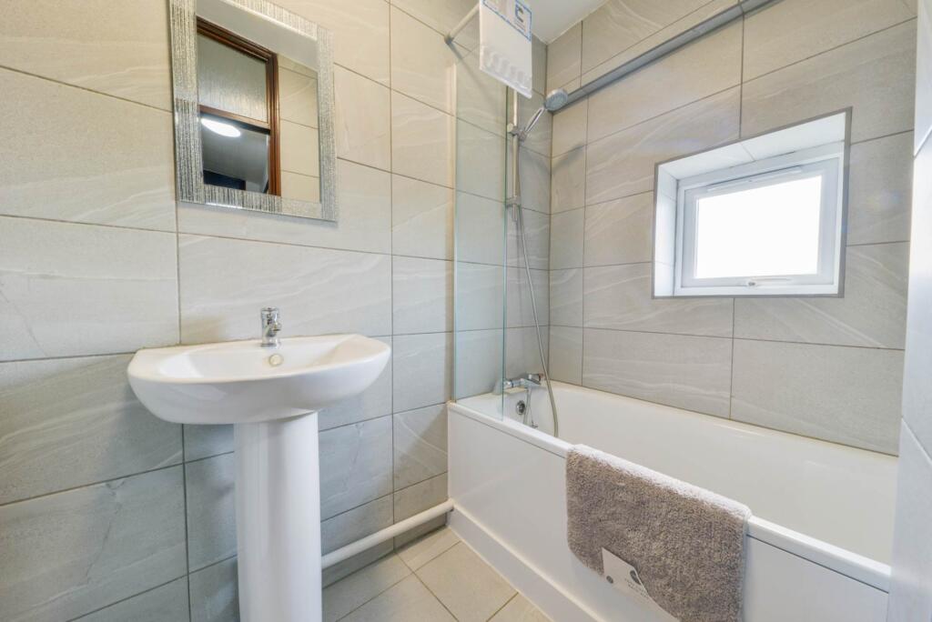 Additional image 8 of Willow Way, Hatfield