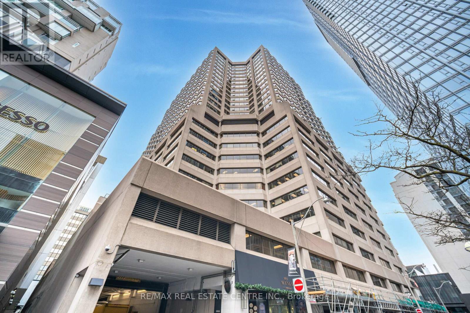 Property image for 2201 - 175 CUMBERLAND STREET|Toronto (Annex), Ontario M5R3M9