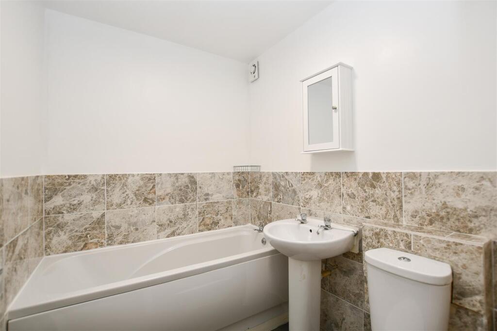 Additional image 6 of Lakeside Place, London Colney, St. Albans