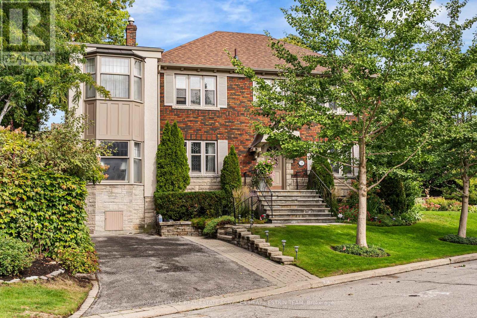 Property image for 70 BESSBOROUGH DRIVE|Toronto (Leaside), Ontario M4G3J1