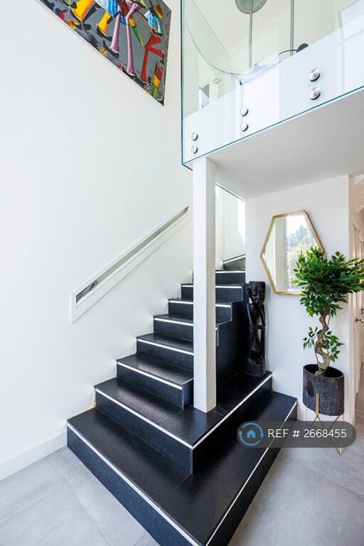 Additional image 36 of Charmouth Road, St. Albans, AL1