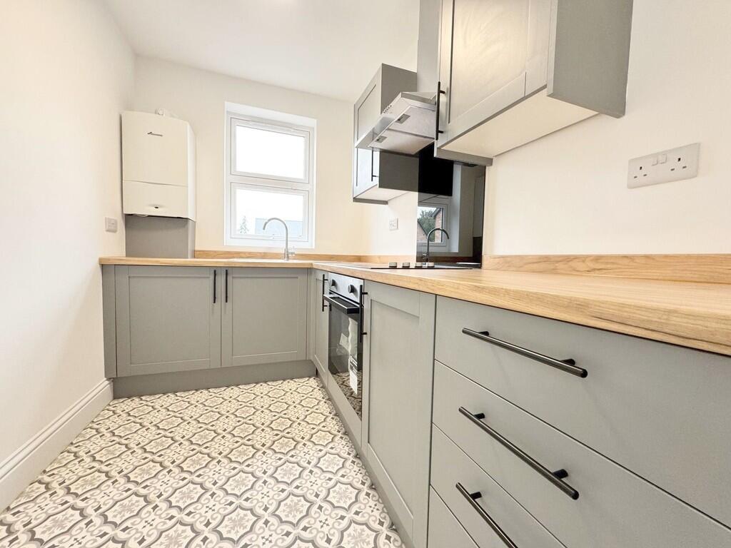 Additional image 5 of Frogmore, St. Albans