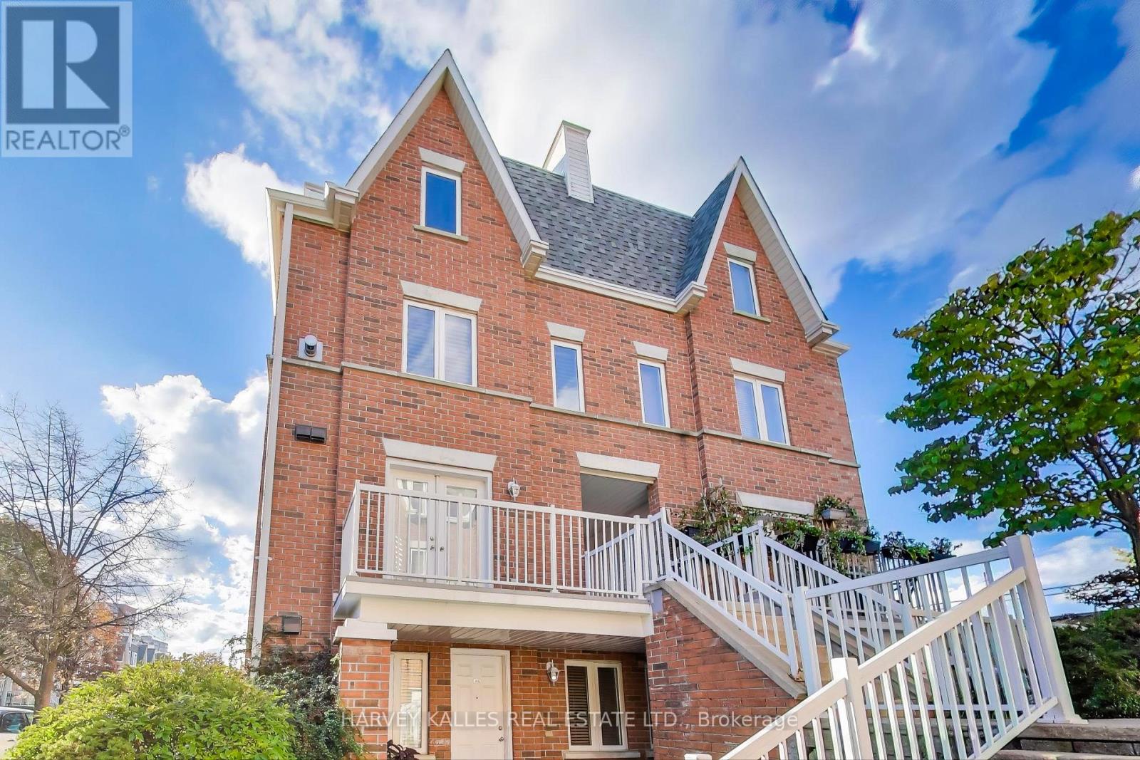 Primary image of 3404 - 12 SUDBURY STREET|Toronto (Niagara), Ontario M6J3W7
