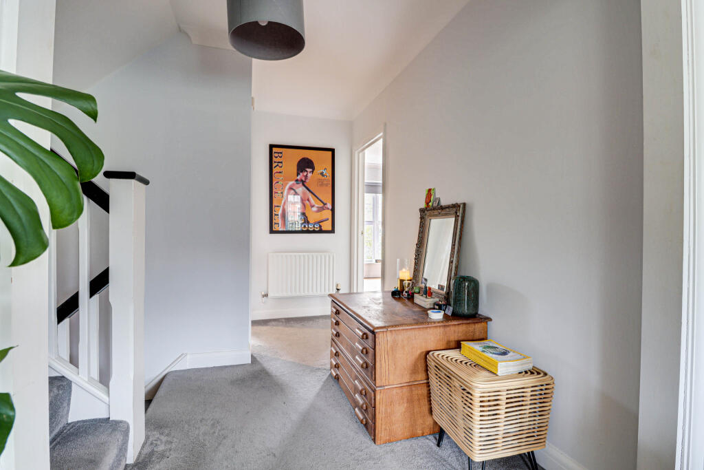 Additional image 12 of Beningfield Drive, London Colney, AL2