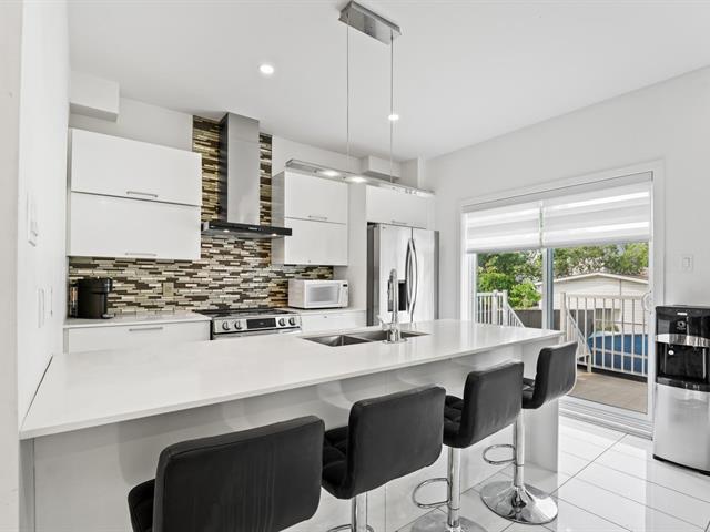 12322 Rue Jules-Helbronner|Montréal (Rivière-des-Prairies/Pointe-aux-Trembles), Quebec H1C0E6