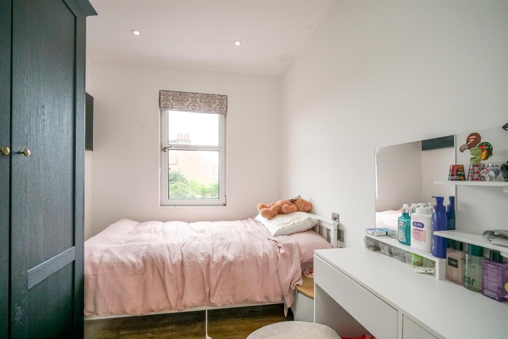 Additional image 16 of Brampton Road, St. Albans