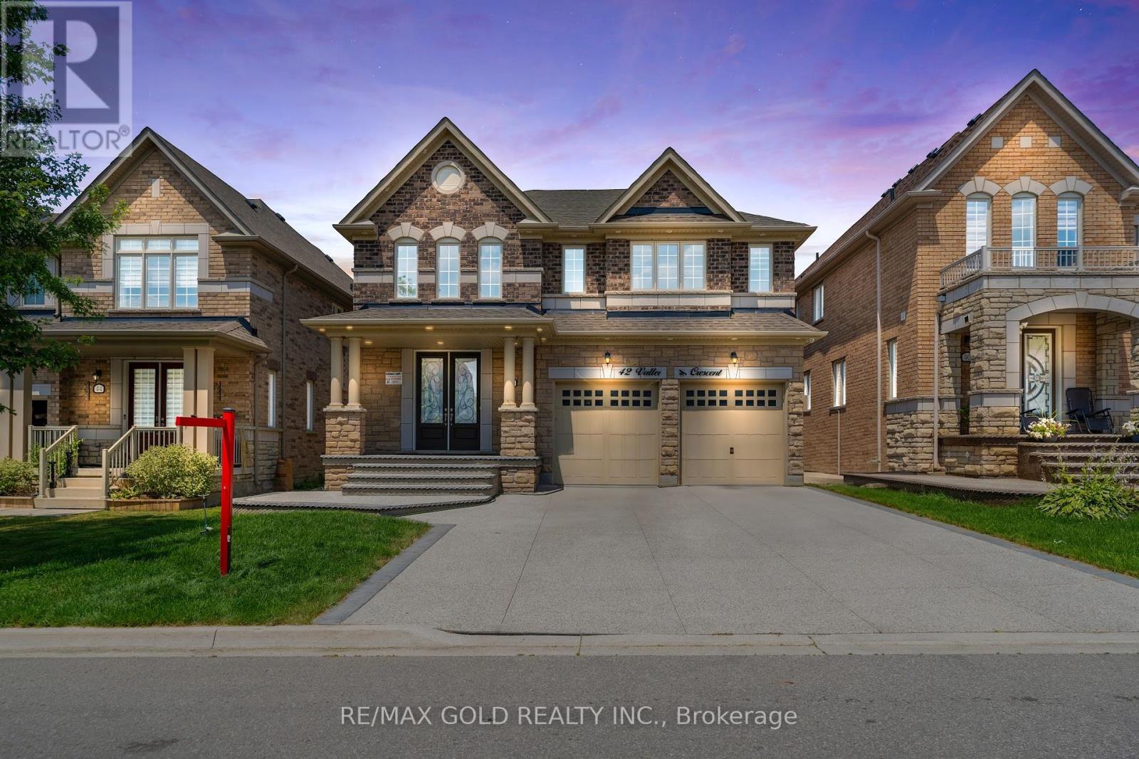 Property image for 42 VALLEYBROOK CRESCENT S|Caledon, Ontario L7C4C5