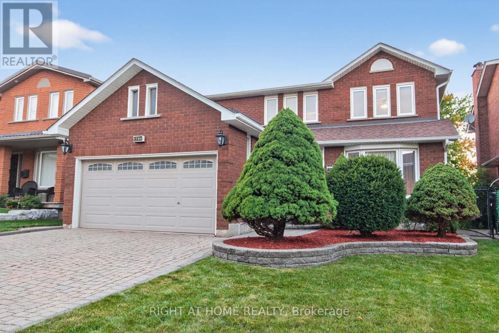 Primary image of 4433 SEDGEFIELD ROAD|Mississauga (Central Erin Mills), Ontario L5M3B6