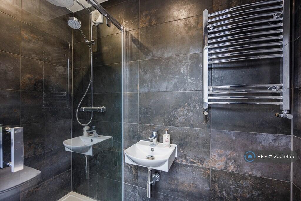 Additional image 21 of Charmouth Road, St. Albans, AL1