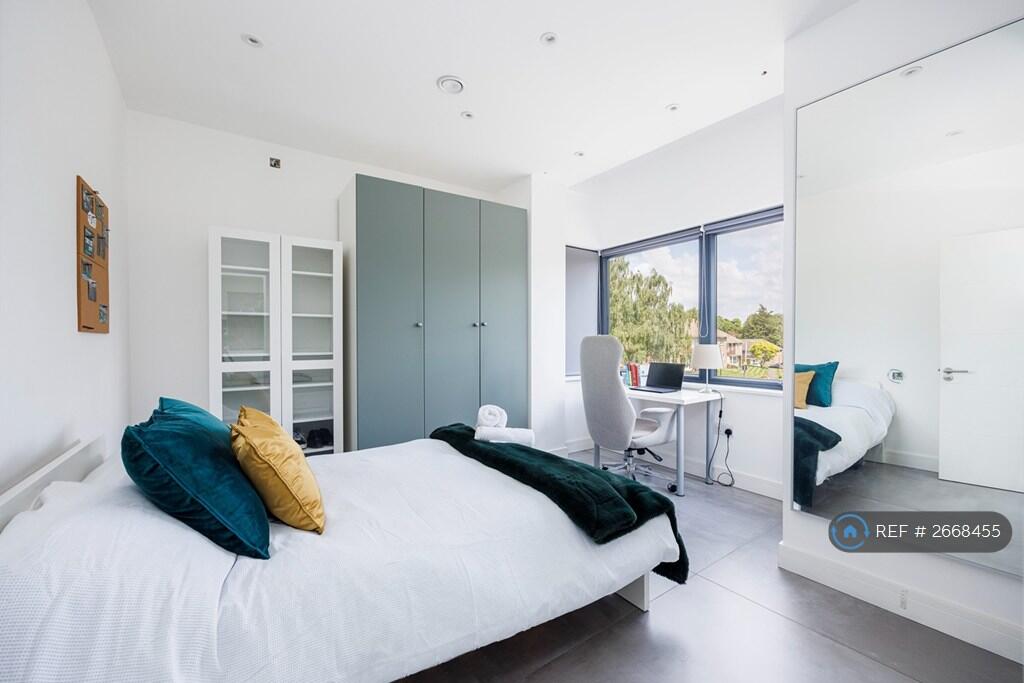 Additional image 17 of Charmouth Road, St. Albans, AL1