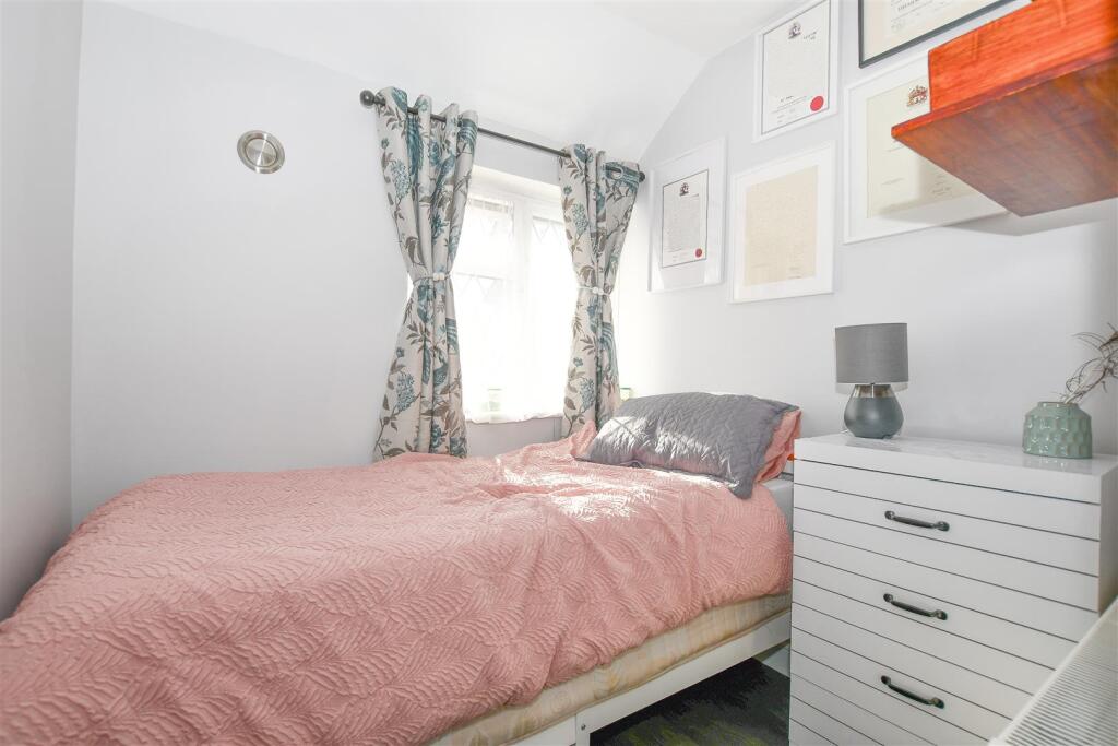 Additional image 13 of Kings Road, St. Albans