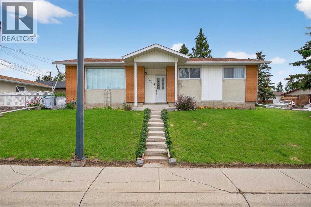 204 Martell Road NE|Calgary, Alberta T2A2X1