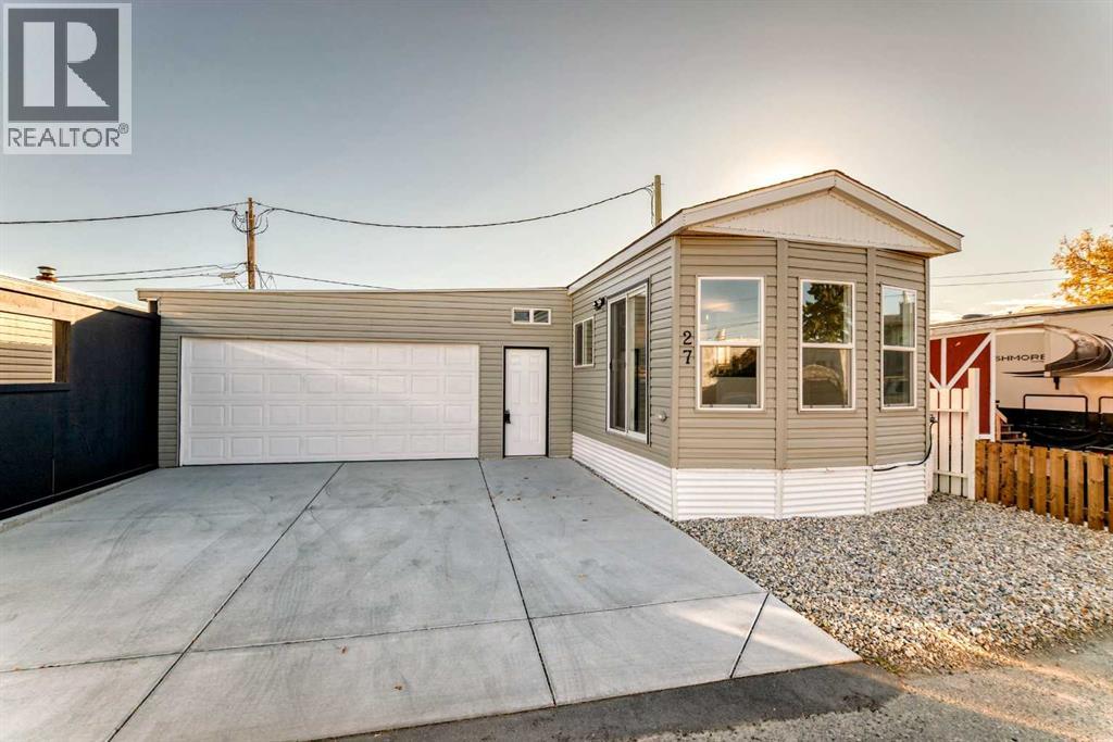 27, 2106 50 Avenue SE|Calgary, Alberta T2B1M7