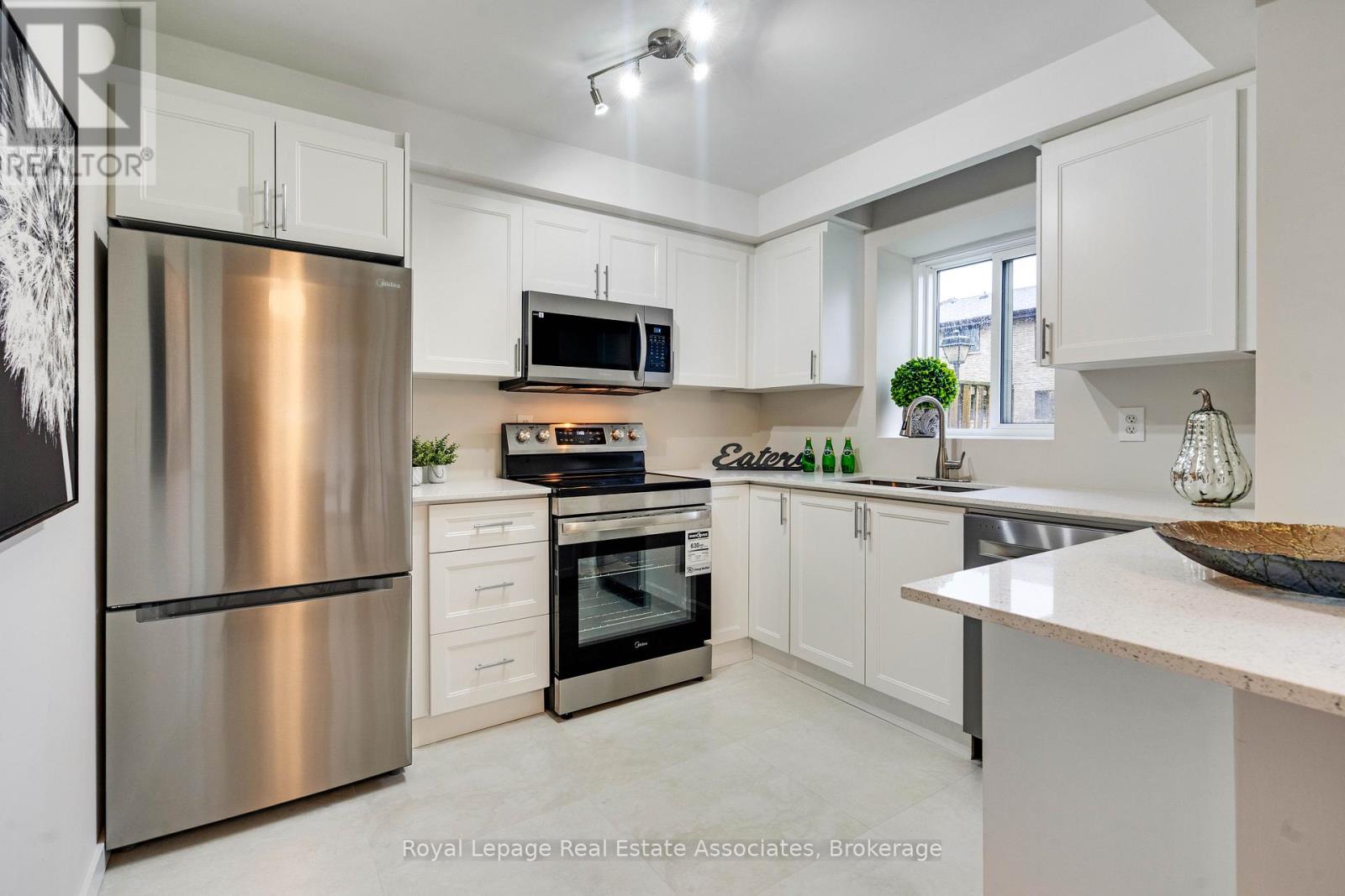 57 - 2605 WOODCHESTER DRIVE|Mississauga (Sheridan), Ontario L5K2E3