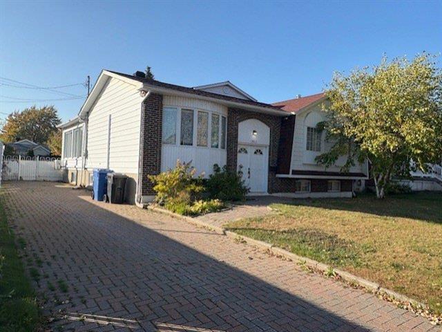 1611 Rue Bullion|Longueuil (Le Vieux-Longueuil), Quebec J4M1A4