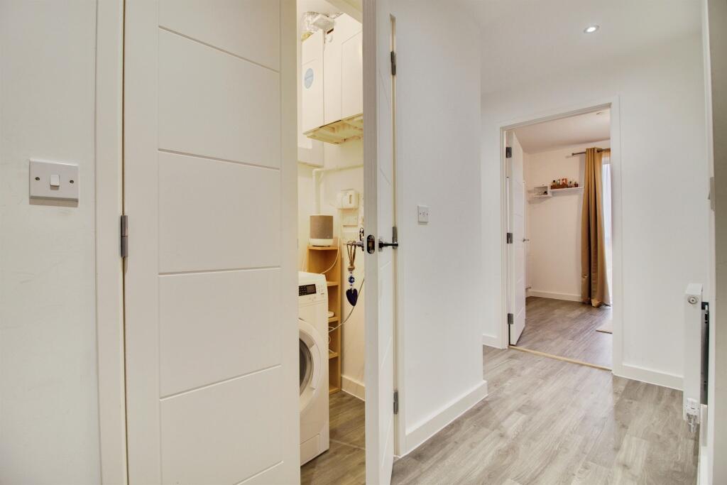 Additional image 13 of Hilltop Way, Hatfield