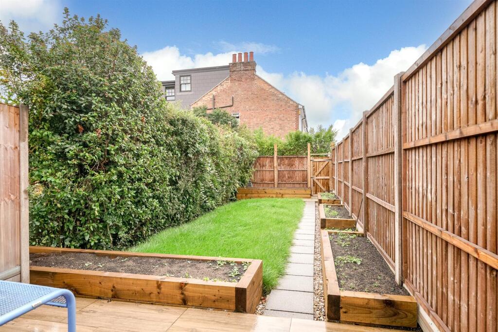 Additional image 22 of Brampton Road, St. Albans