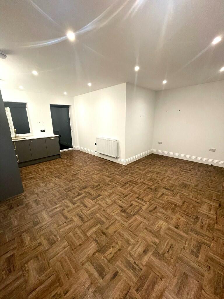 Additional image 4 of Shenley Lane, St. Albans, Hertfordshire, AL2