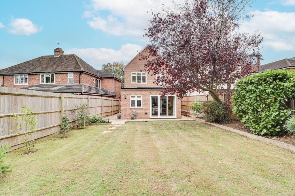 Additional image 18 of Laburnum Grove, Chiswell Green, St Albans, AL2