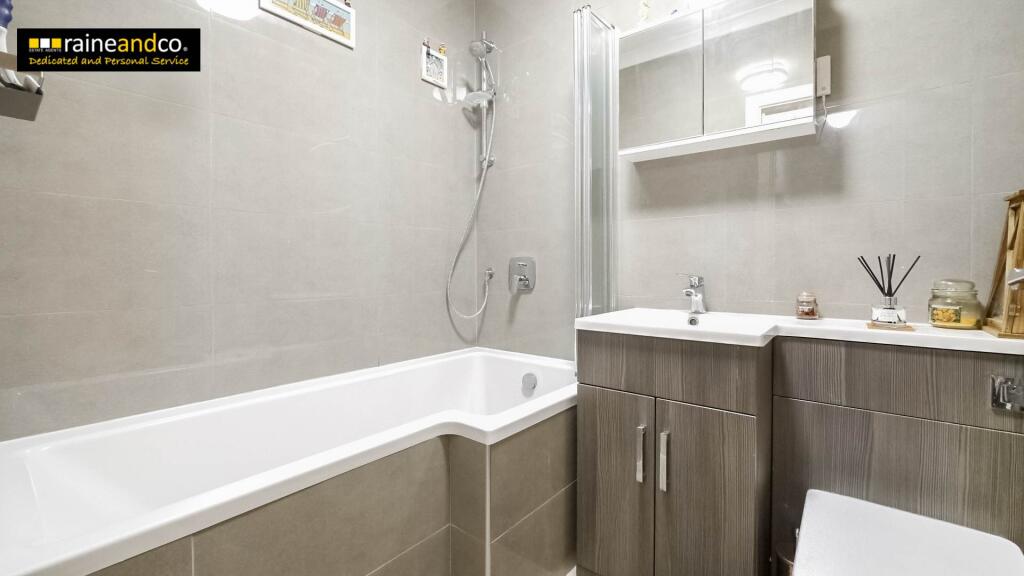 Additional image 11 of St Albans Road East, Hatfield