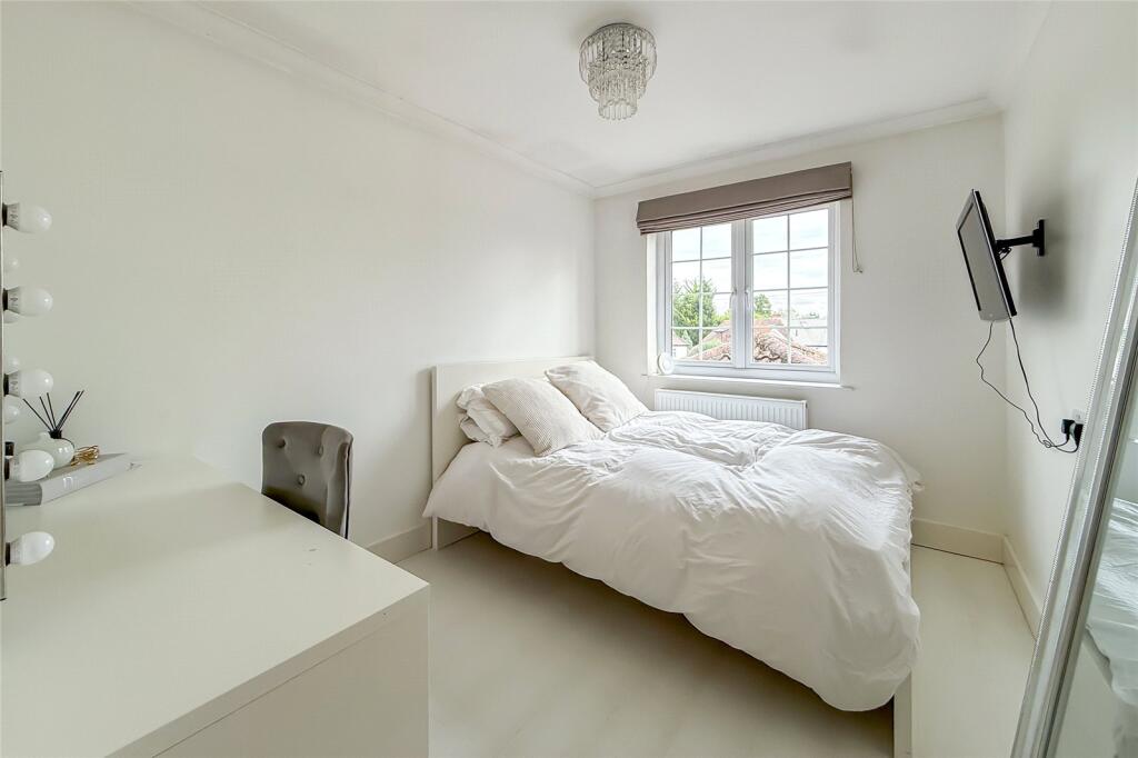 Additional image 9 of Park Street Lane, Park Street, St. Albans, Hertfordshire, AL2