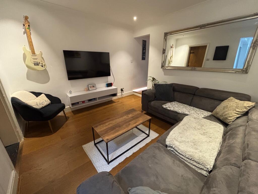 Additional image 5 of St Annes Road, London Colney, AL2