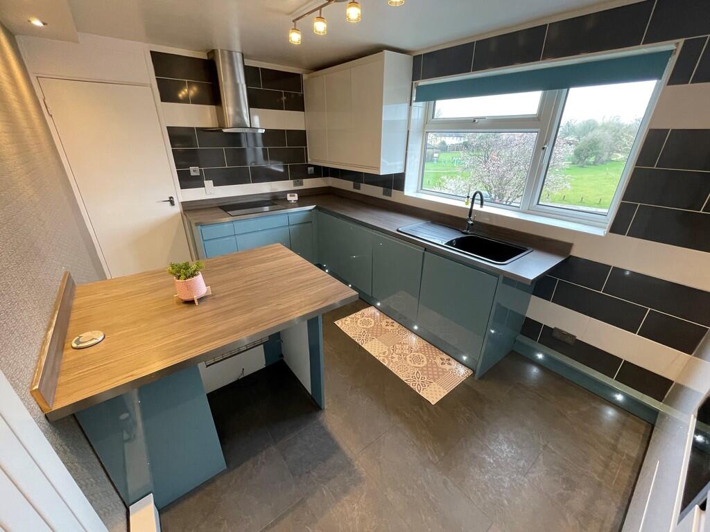 Additional image 3 of Hollyfield, Hatfield