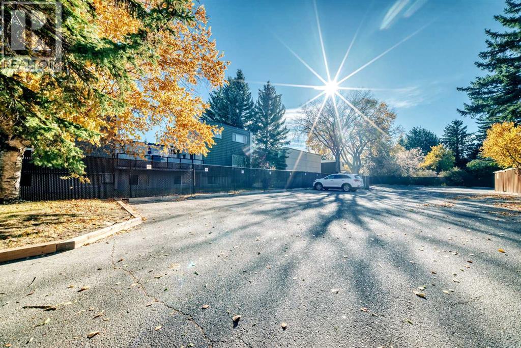 Property image for 210, 1001 68 Avenue SW|Calgary, Alberta T2V4X1