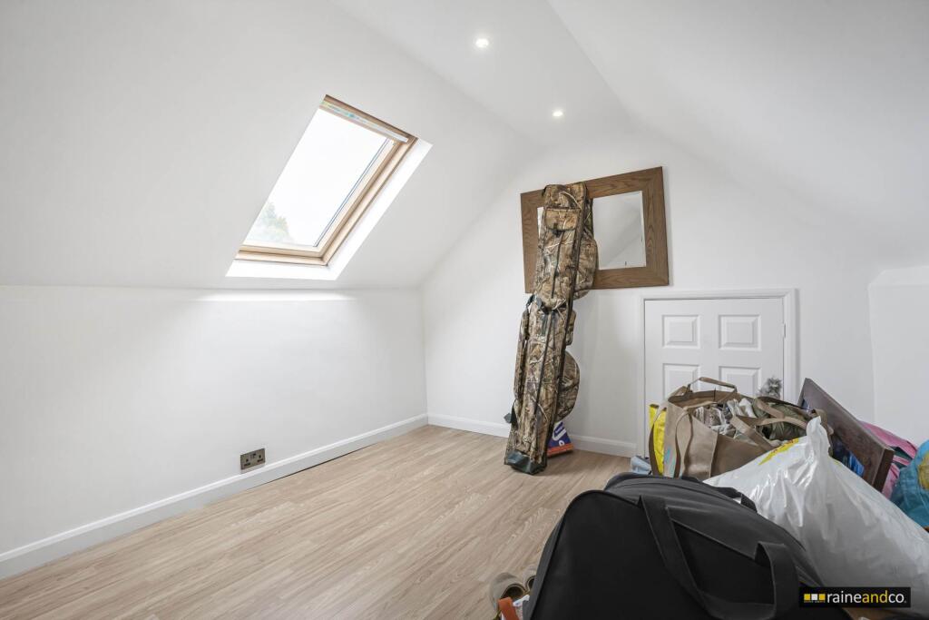 Additional image 11 of Stonecross Road, Hatfield