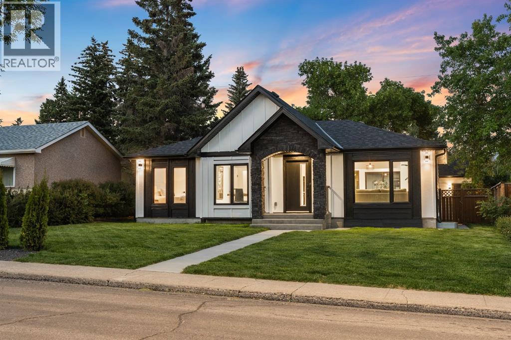 Property image for 4940 45 Street SW|Calgary, Alberta T3E3W4