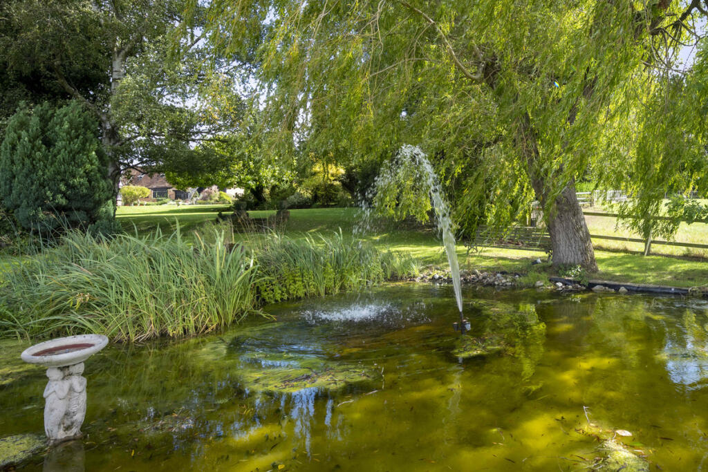 Additional image 29 of Pottersheath Road, Welwyn, AL6